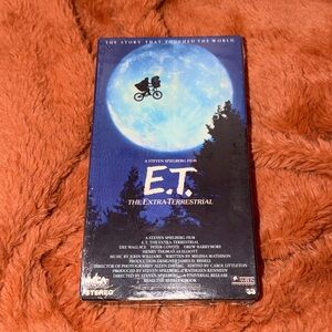 E.T. The Extra-Terrestrial VHS Tape New A Steven Spielberg Film